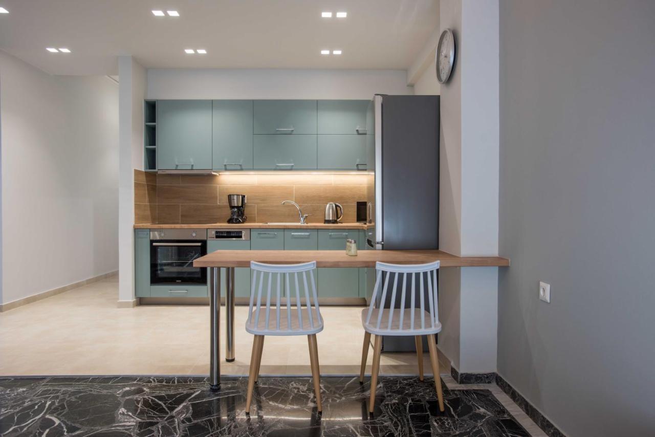 Central Spacious Apt Close To Port-Sites W/View 2 Heraklion  Exterior photo